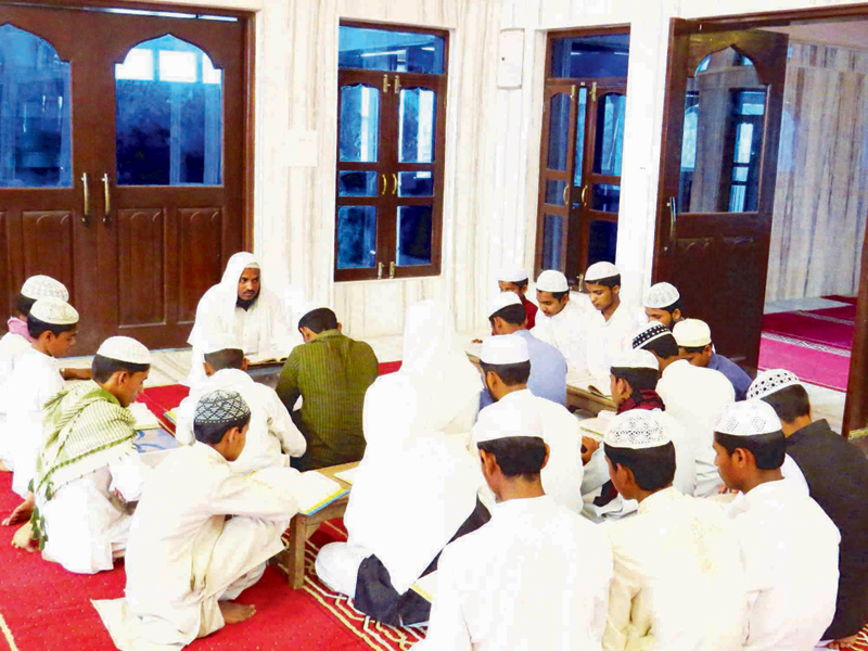 درسگاہیں و تعلیمی شعبہ جات